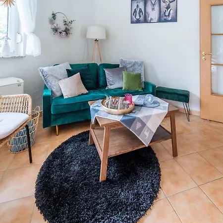 Tranquil In Near The Centre Casa vacanze *